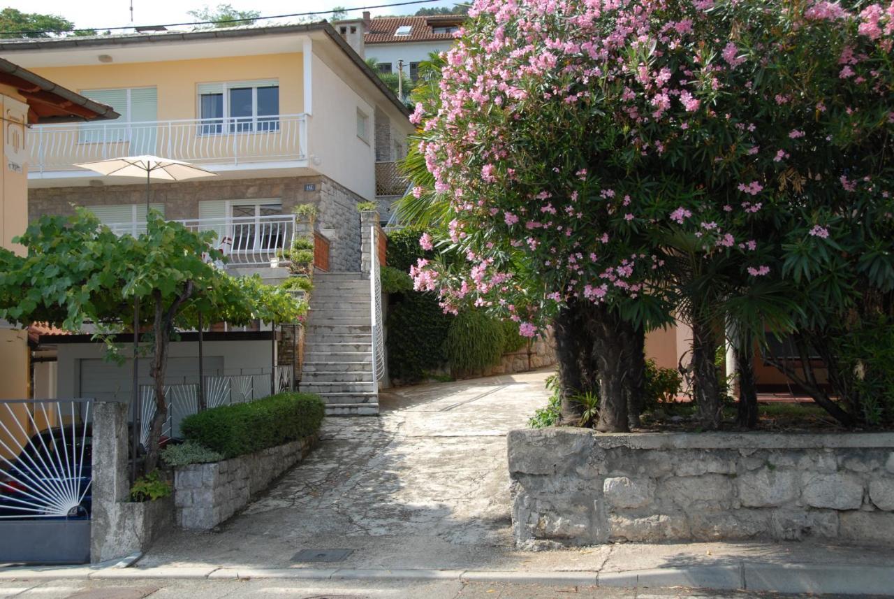 Apartment Bozic Opatija Exterior foto